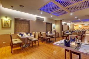 Restaurace v ubytování Golden Tulip New Delhi - Hari Nagar