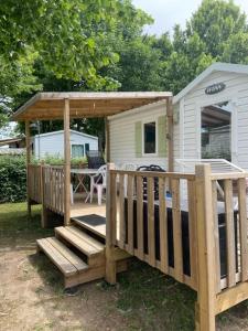 Κήπος έξω από το Camping le ried B021 et N038