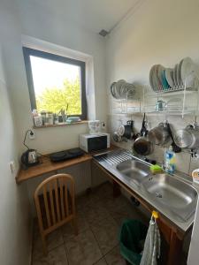 Kuchnia lub aneks kuchenny w obiekcie Villa Centrum with access Kitchen