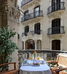 Gallery image of Hotel Nouvel in Barcelona