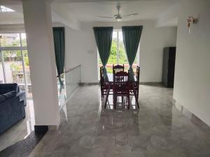 Posezení v ubytování Mer Vue Villa, Kovalam, ECR, Chennai