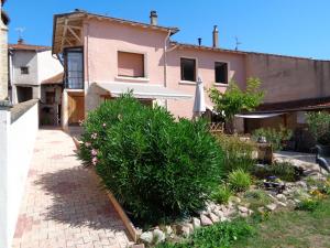 Budova, kde se ubytování v soukromí nachází