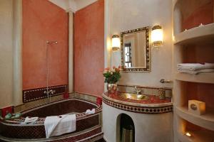 Koupelna v ubytování Riad & Spa Esprit Du Maroc