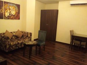 Posezení v ubytování Hotel The Vilana A Unit of JG Developers Rishikesh