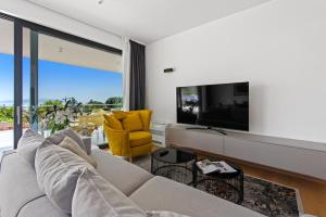 TV a/nebo společenská místnost v ubytování Apartments Villa Zara