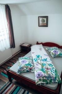 Ένα ή περισσότερα κρεβάτια σε δωμάτιο στο Casa Ianis