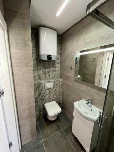 Bilik mandi di Apartments GC 1 +14 gambar