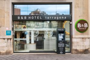 Certificado, premio, señal o documento que está expuesto en B&B HOTEL Tarragona Centro Urbis