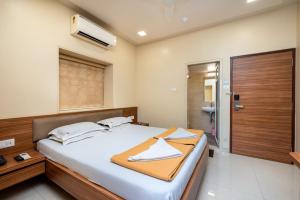 Postel nebo postele na pokoji v ubytování Hotel Balwas + 12 fotografií