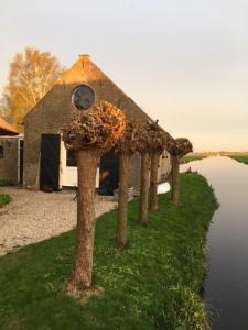 Příroda nedaleko prázdninového domu + 22 fotografií