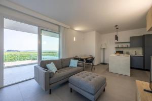 A kitchen or kitchenette at Venti di Laguna