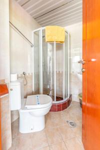 Kylpyhuone majoituspaikassa Villa Swiss