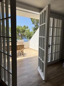 A balcony or terrace at Villa Cataleya