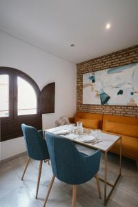 Fotografie z fotogalerie ubytování Complete studio with terrace - 1Bth- La Giralda v destinaci Seville