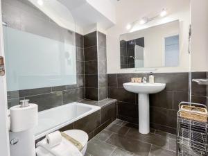 Kúpeľňa v ubytovaní San Marcos Apartamentos