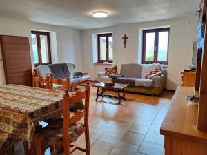 Foto dalla galleria di Appartamento Chatrian 1 CIR-TORGNON-0030 a Torgnon Altre 7 foto