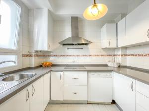 Kuchyňa alebo kuchynka v ubytovaní San Marcos Apartamentos