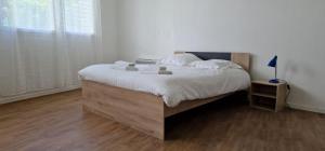 Fotografia z galérie ubytovania Aerouant - Maison spacieuse pour 8 personnes sur 3 étages Idéal famille amis entreprises v destinácii Brest