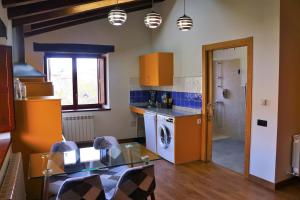 Fotografie z fotogalerie ubytování Apartamentos Turísticos Accesibles La Quinta de Sotoscueva v destinaci Quintanilla del Rebollar