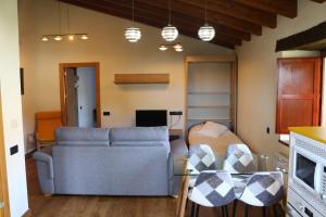 Fotografie z fotogalerie ubytování Apartamentos Turísticos Accesibles La Quinta de Sotoscueva v destinaci Quintanilla del Rebollar
