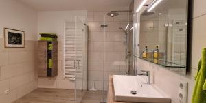 Kúpeľňa v ubytovaní Ferienwohnung Kuglwiese