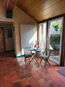 Balkón nebo terasa v ubytování L'AUBERGE DE L'OLIVE