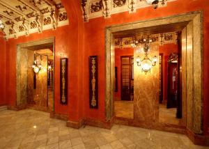 Gallery image of Hotel Nouvel in Barcelona