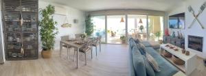 Galeriebild der Unterkunft Marbesa Beach Villa in Marbella