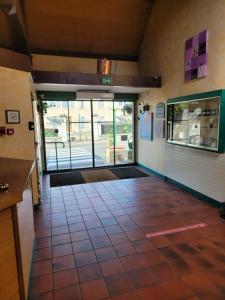Fotografie z fotogalerie ubytování L'AUBERGE DE L'OLIVE v destinaci Dompierre-sur-Besbre