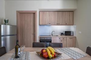 A kitchen or kitchenette at Sunset View