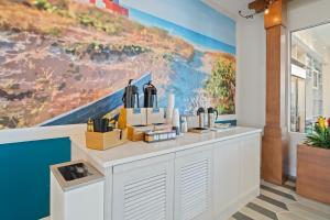 Compass by Margaritaville Medford的酒水