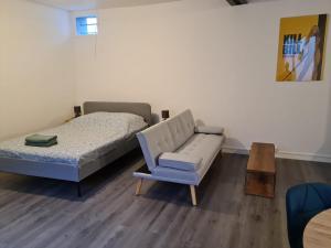 Beaugency-1 sur la route des Châteaux客房内的一张或多张床位