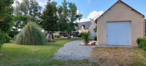 Vonkajšia záhrada v ubytovaní Villa Excallibur, aux portes de Brocéliande