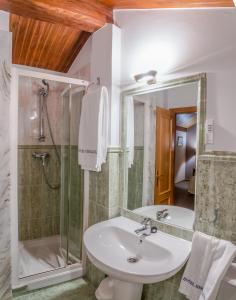 Gallery image of Hotel Herradura in Santiago de Compostela