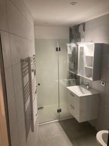 Kúpeľňa v ubytovaní Appartement en Rez de jardin