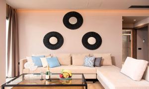 A seating area at Sissi Lux Villas