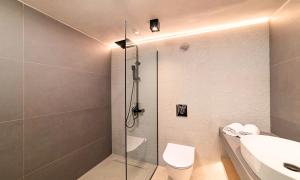 A bathroom at Sissi Lux Villas