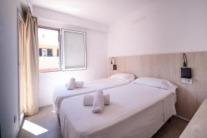 Foto de la galería de Sant Joan Apartaments - Adults Only en Cala en Blanes