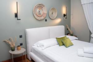 Postel nebo postele na pokoji v ubytování Luxury Premium Suite #1