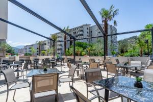 Gallery image of N Hotel in Sutomore