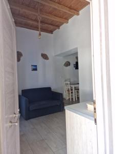 Gallery image of John Akroyiali in Loutro