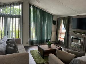 Afbeelding uit fotogalerij van Jungle lodge in Lymington