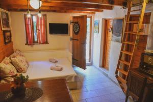 TV a/nebo společenská místnost v ubytování Mobile Homes Bilice