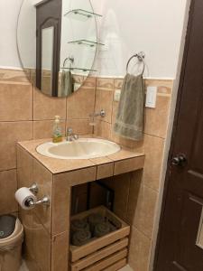 Koupelna v ubytování Casa Binisa Fresca y agradable