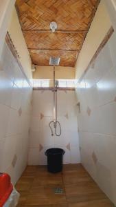 Gallery image of Calatagan's Bahay Kubo - with Beach Access in Calatagan +7 photos