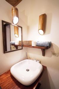 Gallery image of Fisheye The Rooms - Family room in El Nido