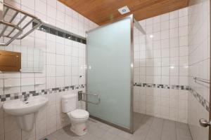 Koupelna v ubytování 小葉園民宿Little Ya B&B