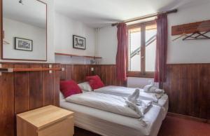 Postel nebo postele na pokoji v ubytování Hotel Le Refuge