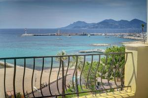 Zdjęcie z galerii obiektu NUB5 - Croisette, terrasse vue mer w Cannes