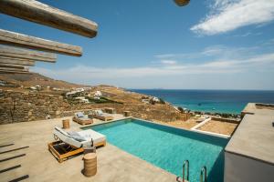 Bazén v ubytování Villa Agate by Mykonos Rocks nebo v jeho okolí